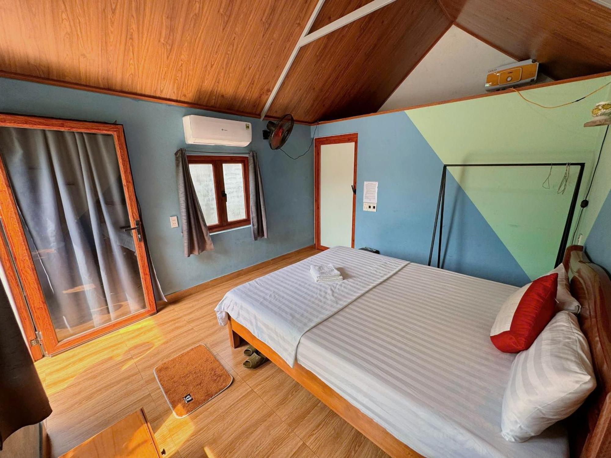 Central Hills Cat Ba Xuan Dam Room photo